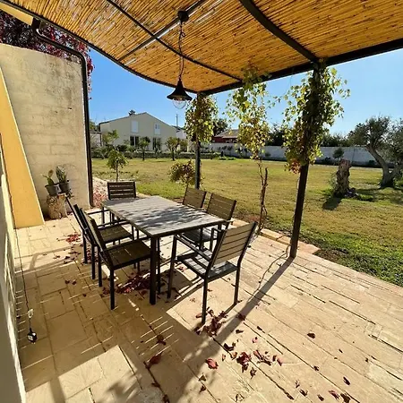 La Bouganville Apartment