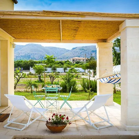 La Bouganville Apartment